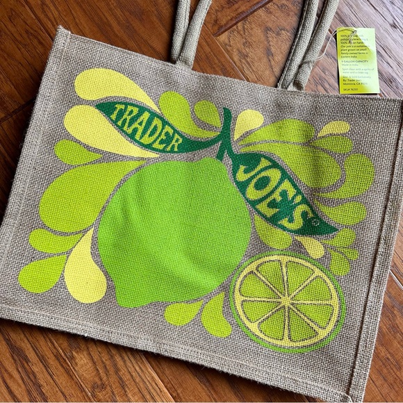 Trader Joe’s Lemon and Lime Jute Bag NWT - Picture 6 of 6